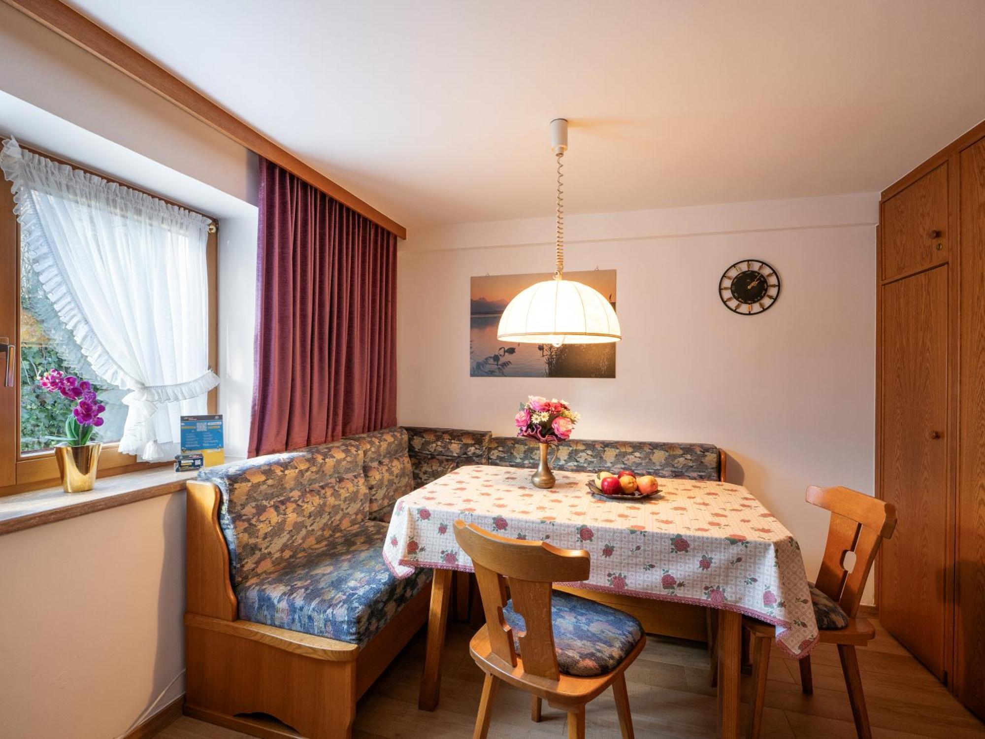 Chalet - Appartements Julitta مايرهوفن المظهر الخارجي الصورة