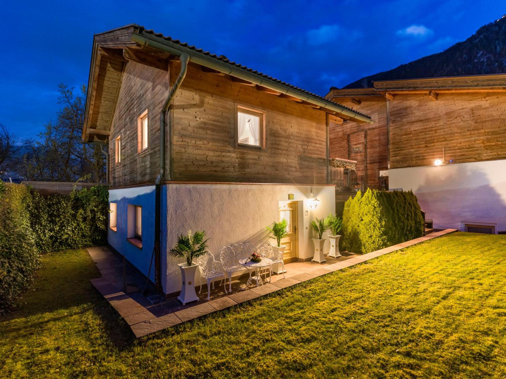 Chalet - Appartements Julitta مايرهوفن المظهر الخارجي الصورة