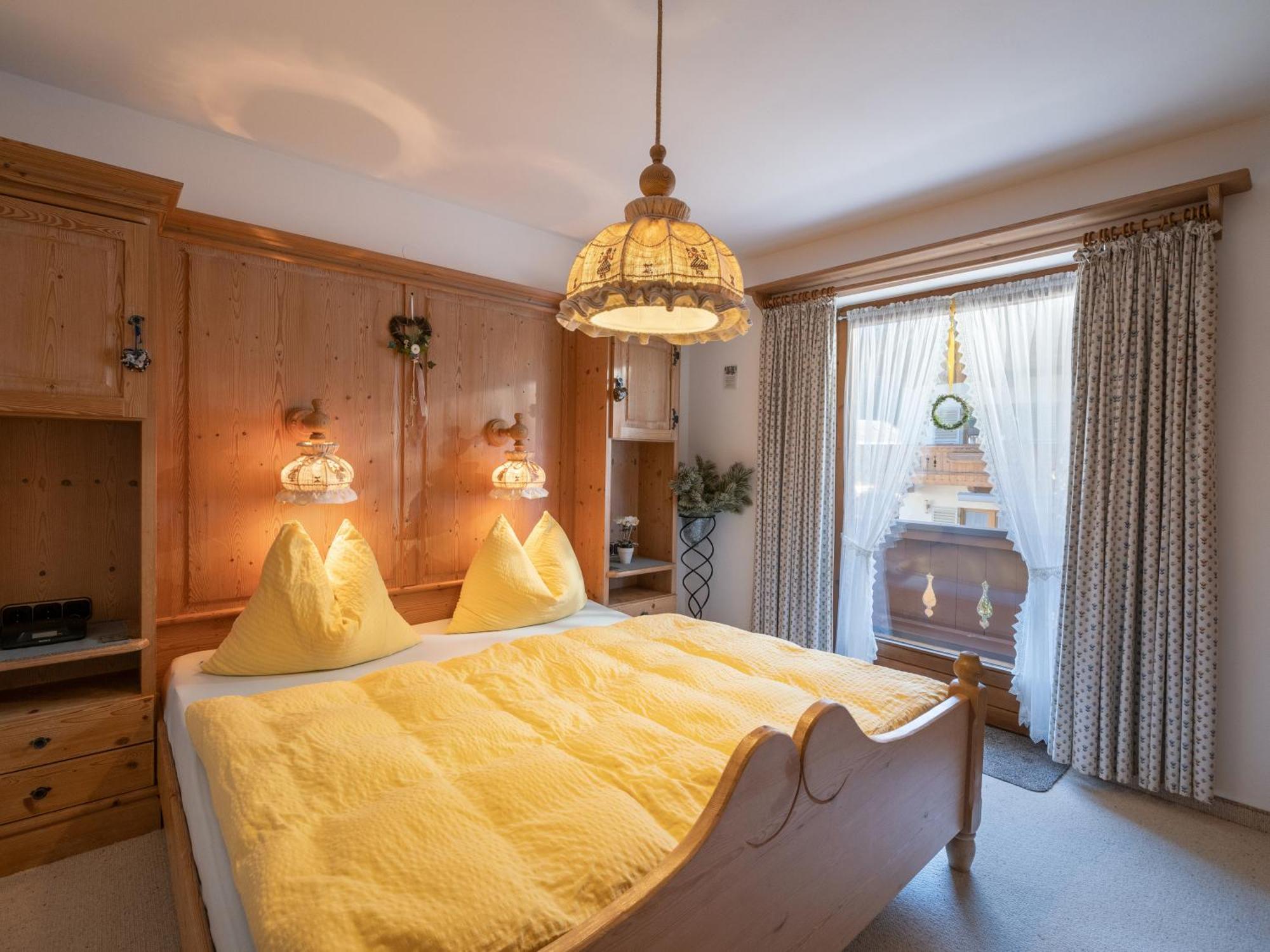 Chalet - Appartements Julitta مايرهوفن المظهر الخارجي الصورة