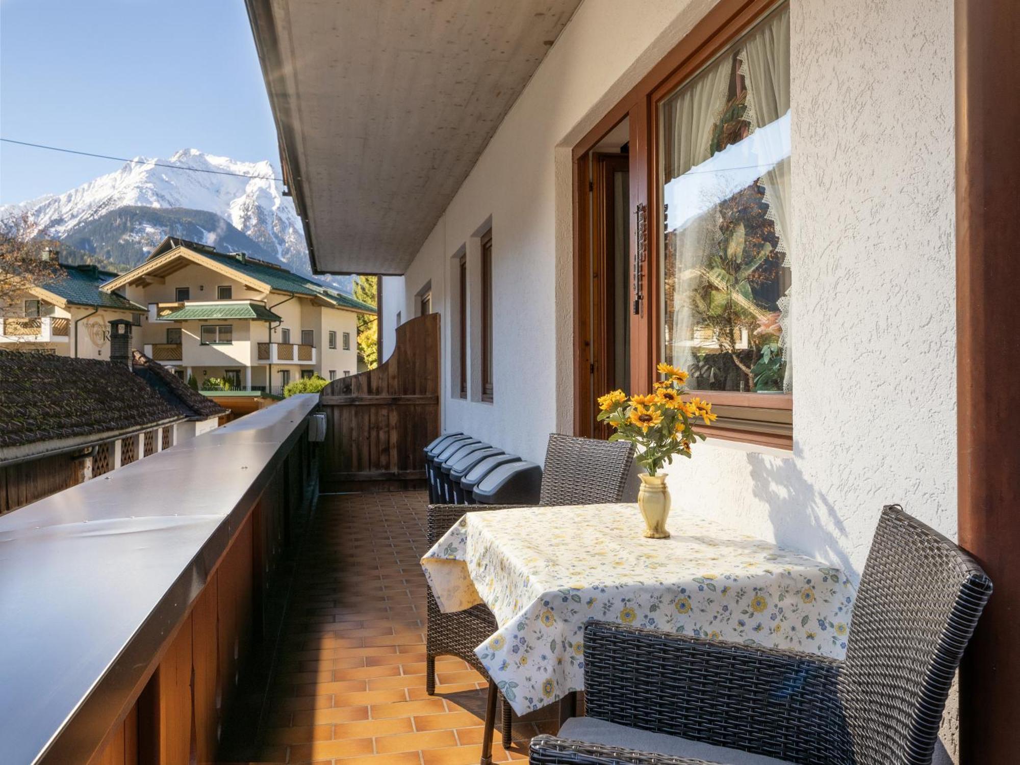 Chalet - Appartements Julitta مايرهوفن المظهر الخارجي الصورة